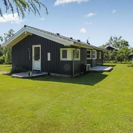 Holiday home 3 Bedroom Stunning In Samso Nordby (Midtjylland)