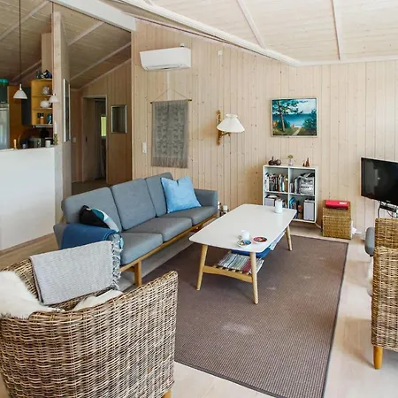 Holiday home 3 Bedroom Stunning In Samso